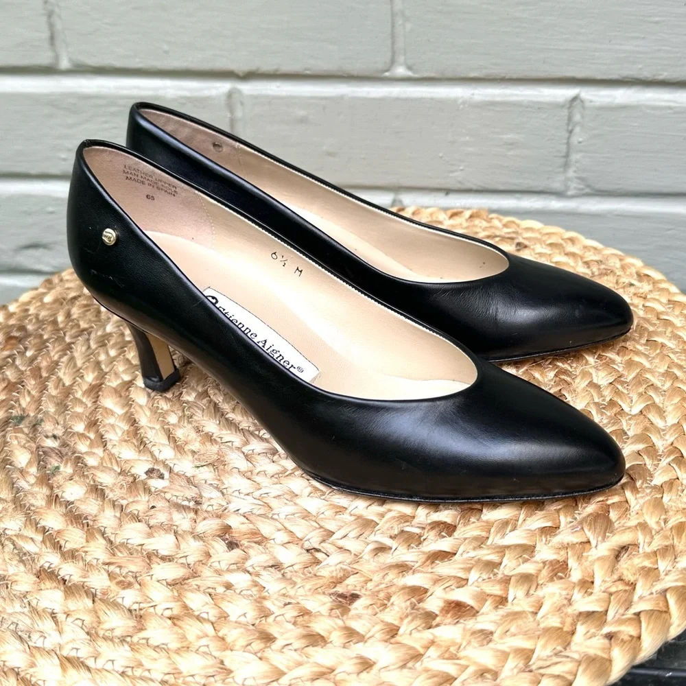 Etienne Aigner Zurich Black Leather Pumps NWOT - Picture 5 of 16